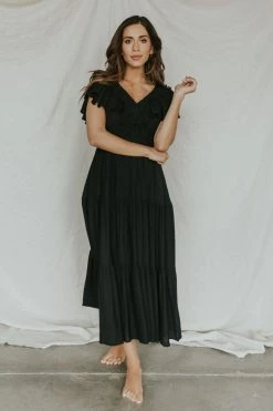 Henly Nya Crepe Maxi In Black