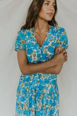 Henly Dresses Blue Bell Floral Maxi