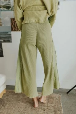 Henly Layer Up Thermal Pants In Pistachio
