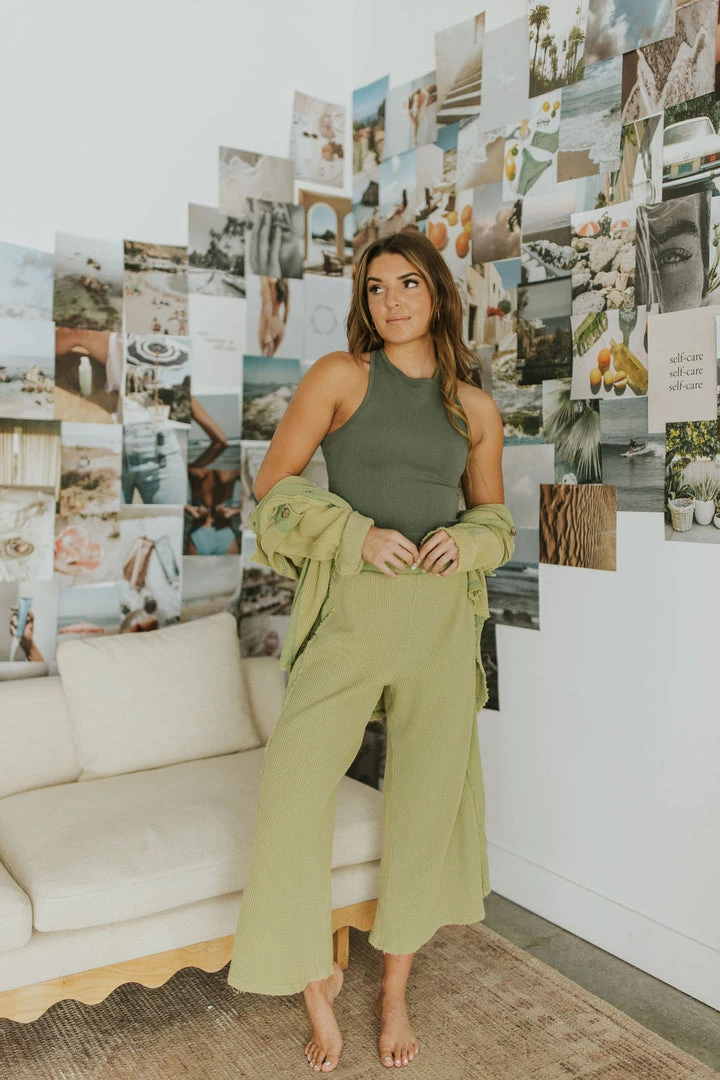 Henly Layer Up Thermal Pants In Pistachio