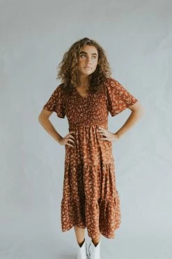 Henly Dresses Florence Smocked Midi In Rust