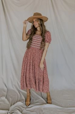 Henly Raya Embroidered Midi