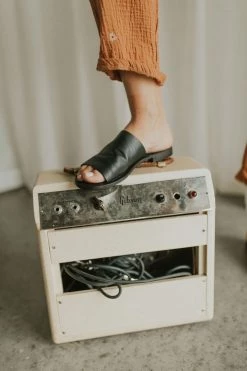 Henly Free People Vicente Slide In Black