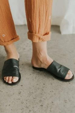 Henly Free People Vicente Slide In Black