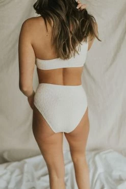 Henly Oasis Textured Swim Bottom In Cream