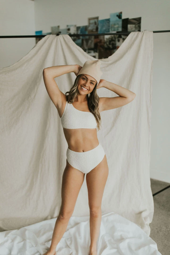 Henly Oasis Textured Swim Bottom In Cream