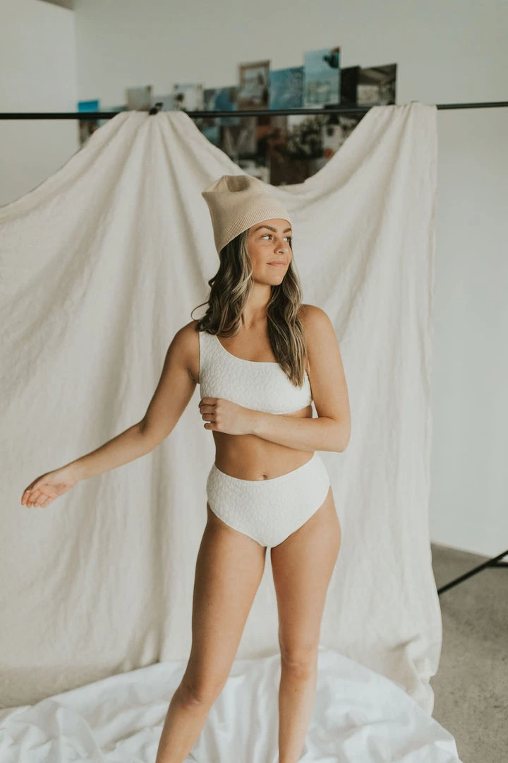 Henly Oasis Textured Swim Bottom In Cream