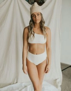 Henly Oasis Textured Swim Bottom In Cream