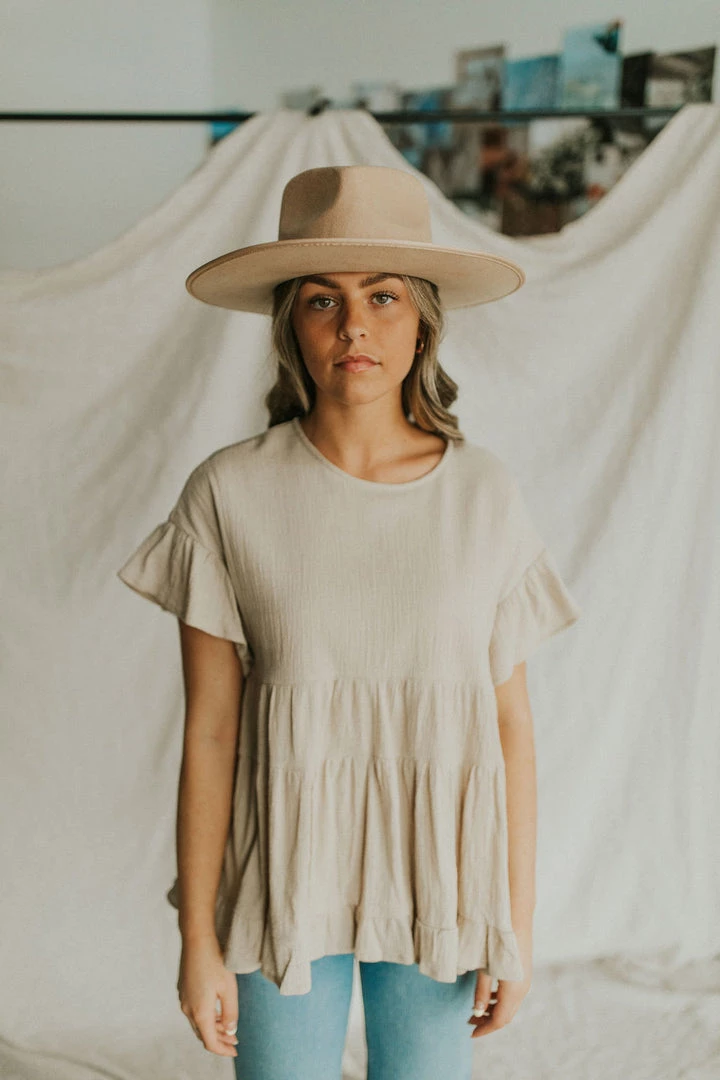 Henly Tops Kancan Tiered Peplum In Taupe