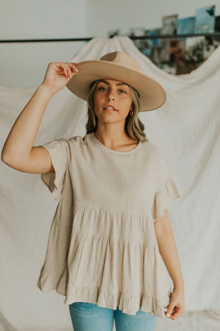 Henly Tops Kancan Tiered Peplum In Taupe