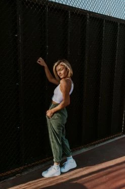 Henly Free People Happiness Runs Crop In White Loungewear