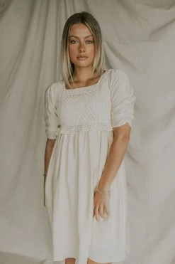 Henly Dresses Terra Crochet Dress In Cream