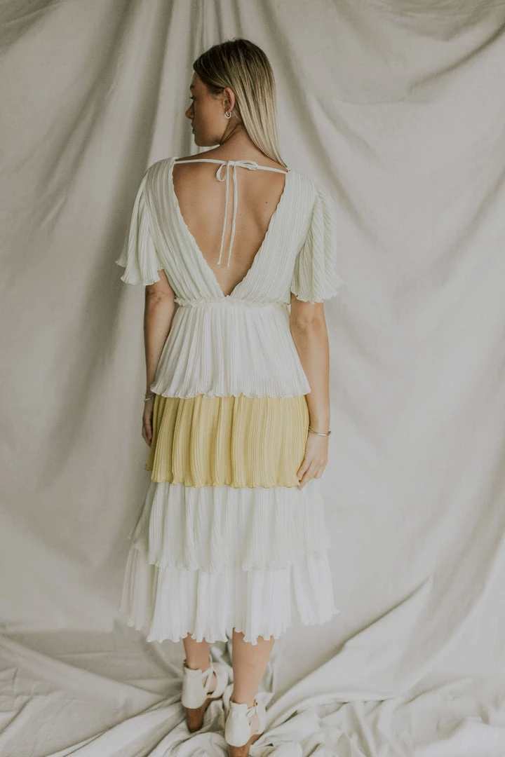 Henly Keylime Tiered Midi Dresses