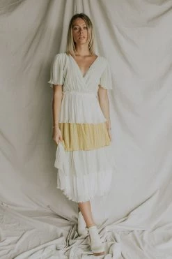 Henly Keylime Tiered Midi Dresses