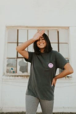 Henly Take It Easy Graphic Tee In Charcoal Graphics