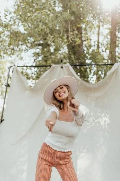 Henly Seeing Stars Smocked Blouse In White