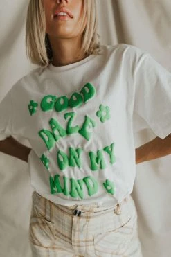 Henly *Good Daze Graphic Tee In White