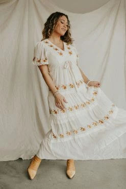 Henly Dresses Adella Embroidered Maxi In Natural