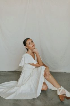 Henly Nya Crepe Maxi In Ivory