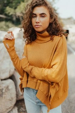 Henly *Free People Moon Daisy Pullover In Sunbaby