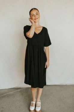 Henly Dresses Emmy Babydoll In Black