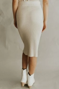 Henly Carmen Sweater Skirt In Oatmeal