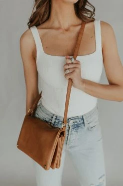 Henly OOTD Crossbody In Brown Accessories