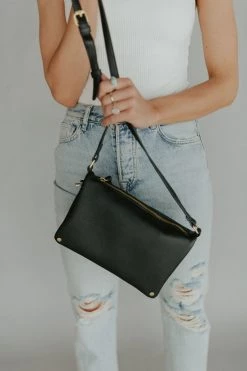 Henly Accessories OOTD Crossbody In Black
