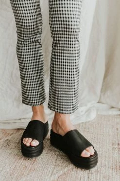 Henly Free People Harbor Flatform In Black