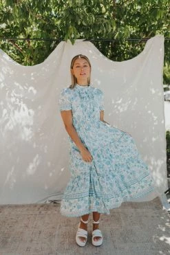 Henly Dresses Arden Floral Midi In French Blue