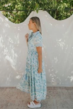 Henly Dresses Arden Floral Midi In French Blue