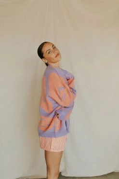 Henly Smiley Pullover In Lavender Sweaters