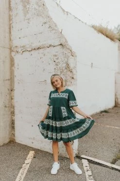 Henly Isla Embroidered Dress In Emerald