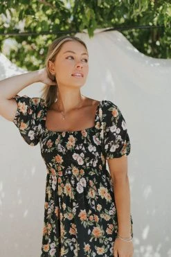 Henly Millie Floral Maxi In Black