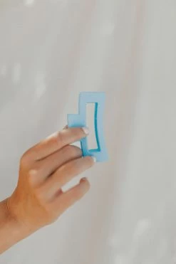 Henly *Peek A Boo Claw Clips - 3 Colors Accessories