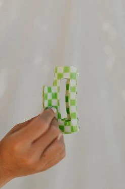Henly Checkered Claw Clip - 5 Colors