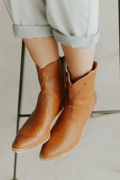 Henly Dallas Western Bootie In Camel Shoes