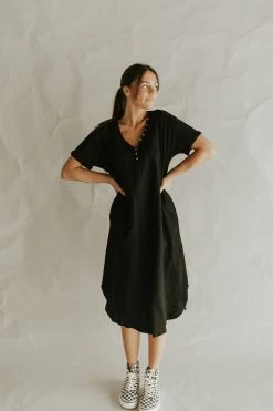 Henly Dresses Marlowe T-Shirt Dress In Black