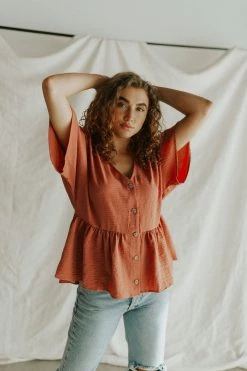 Henly Tops Shae Peplum In Canyon Clay