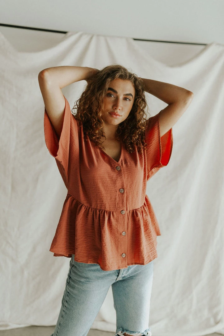 Henly Tops Shae Peplum In Canyon Clay