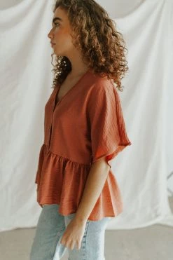Henly Tops Shae Peplum In Canyon Clay