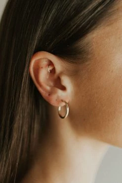 Henly *14K Gold-Filled Hoop Earrings