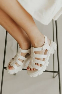 Henly Shoes Fisherman Platform Sandal In Ivory