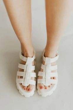 Henly Shoes Fisherman Platform Sandal In Ivory