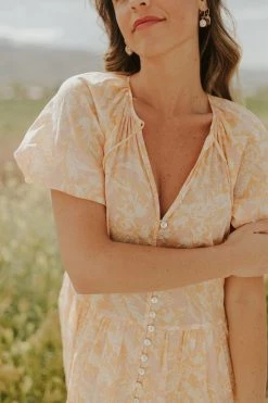 Henly Hot Tropics Midi Dresses