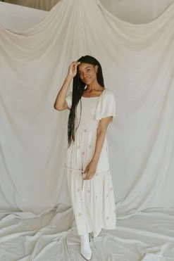 Henly Dresses Forget Me Not Embroidered Maxi In Cream