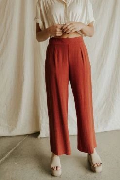 Henly Brie Linen Pants In Burnt Red Pants/Shorts