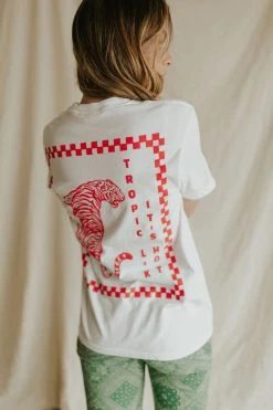 Henly Graphics Tropic Like It's Hot Graphic Tee