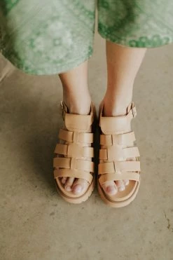 Henly *Fisherman Platform Sandal In Camel