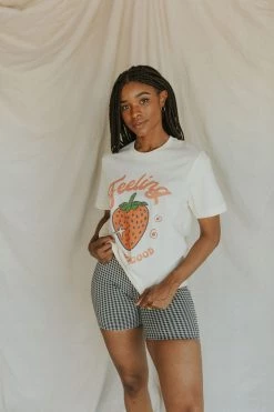 Henly Feeling Berry Good Graphic Tee Graphics